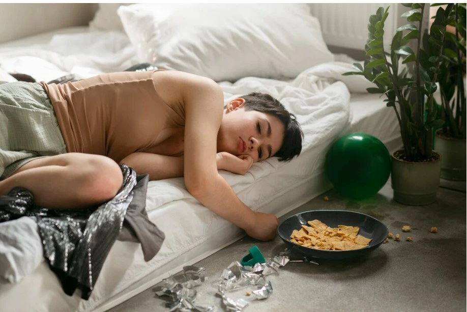 Common Challenges During Weight Loss Maintenance Poor-Sleeping-Pattern